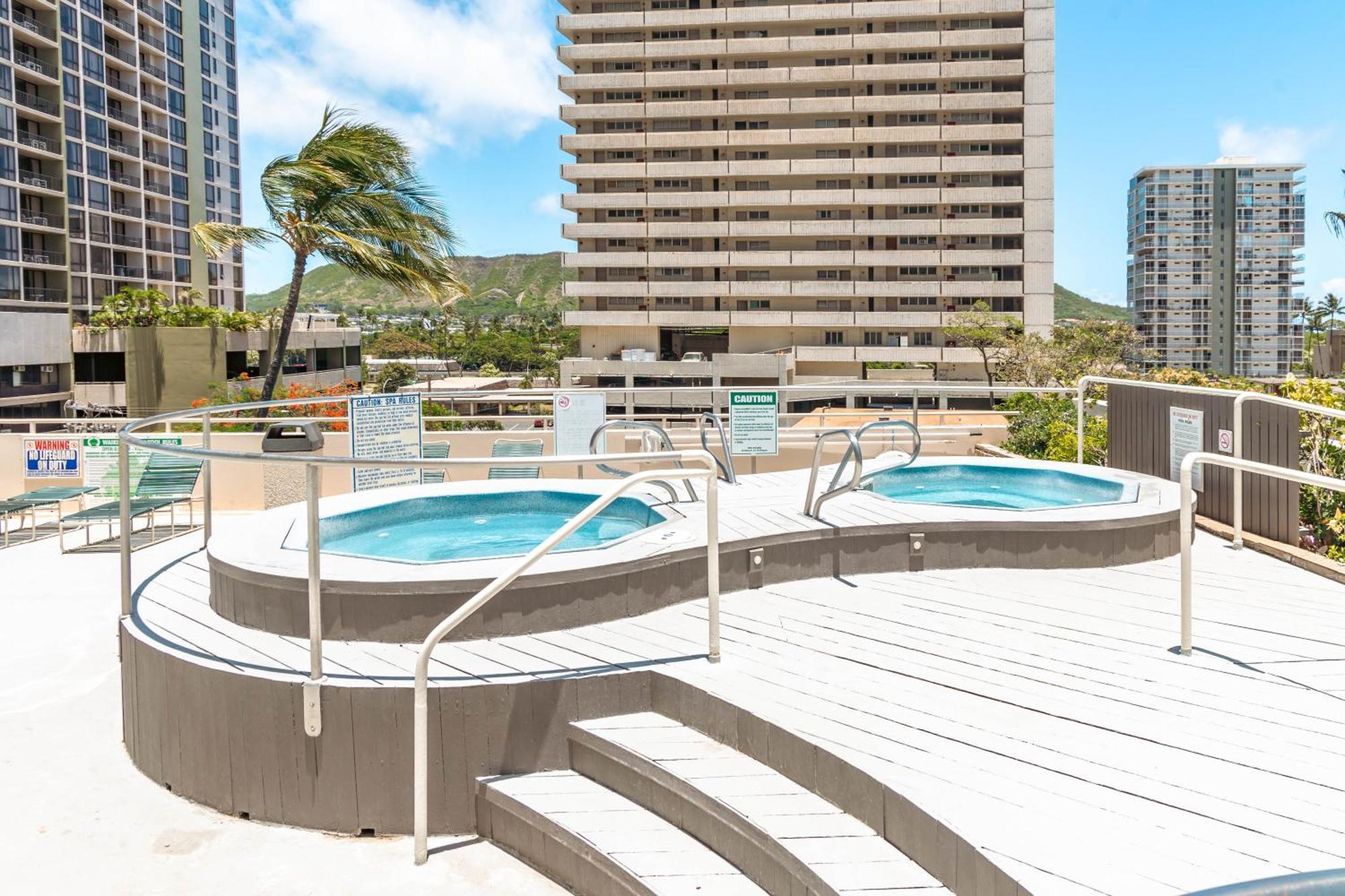 Aloha Vibes With Ocean Views, Near Beach & Parking! Honolulu Eksteriør billede