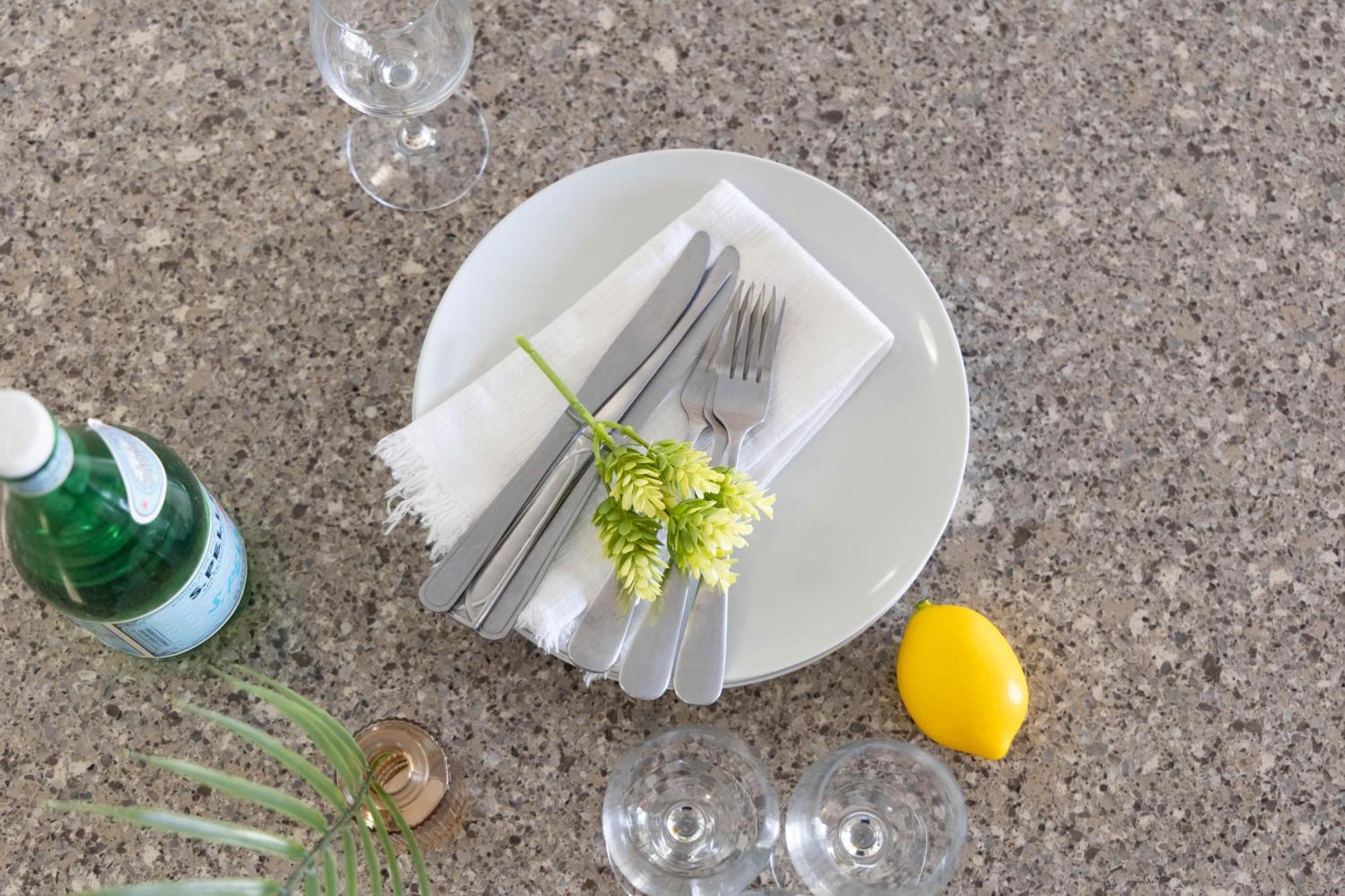 Aloha Vibes With Ocean Views, Near Beach & Parking! Honolulu Eksteriør billede